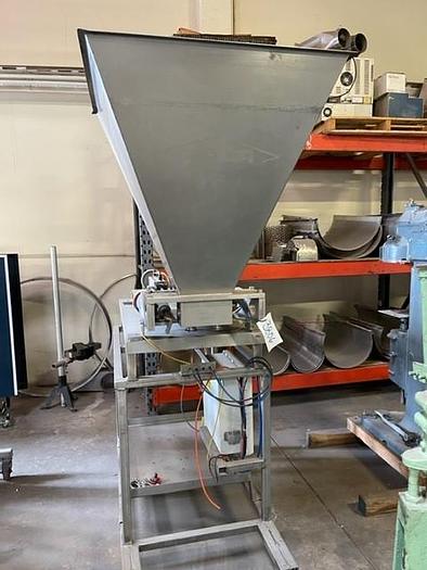 Used Geyer Double Piston Filler