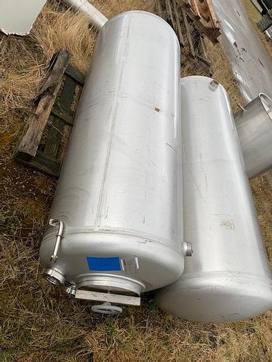 Used Rustfri 1000 liters øl tank