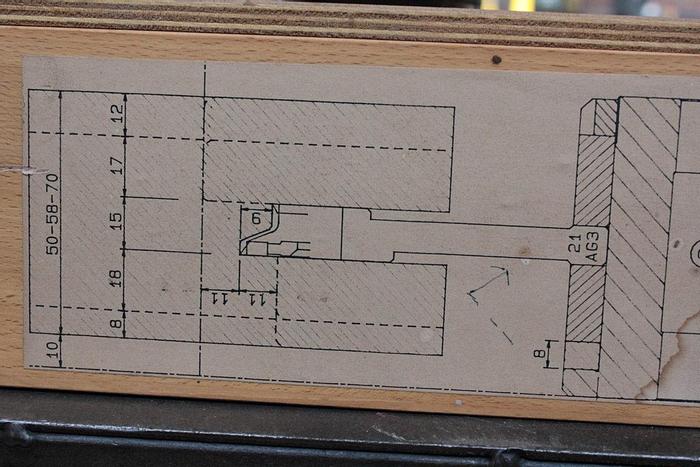 Used Gruppo utensili serramento usato