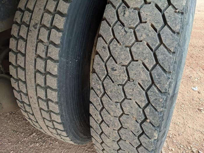 Used 2000 International 4900 Tandem Axle Flatbed Altec A65 70' Articulated Bucket truck