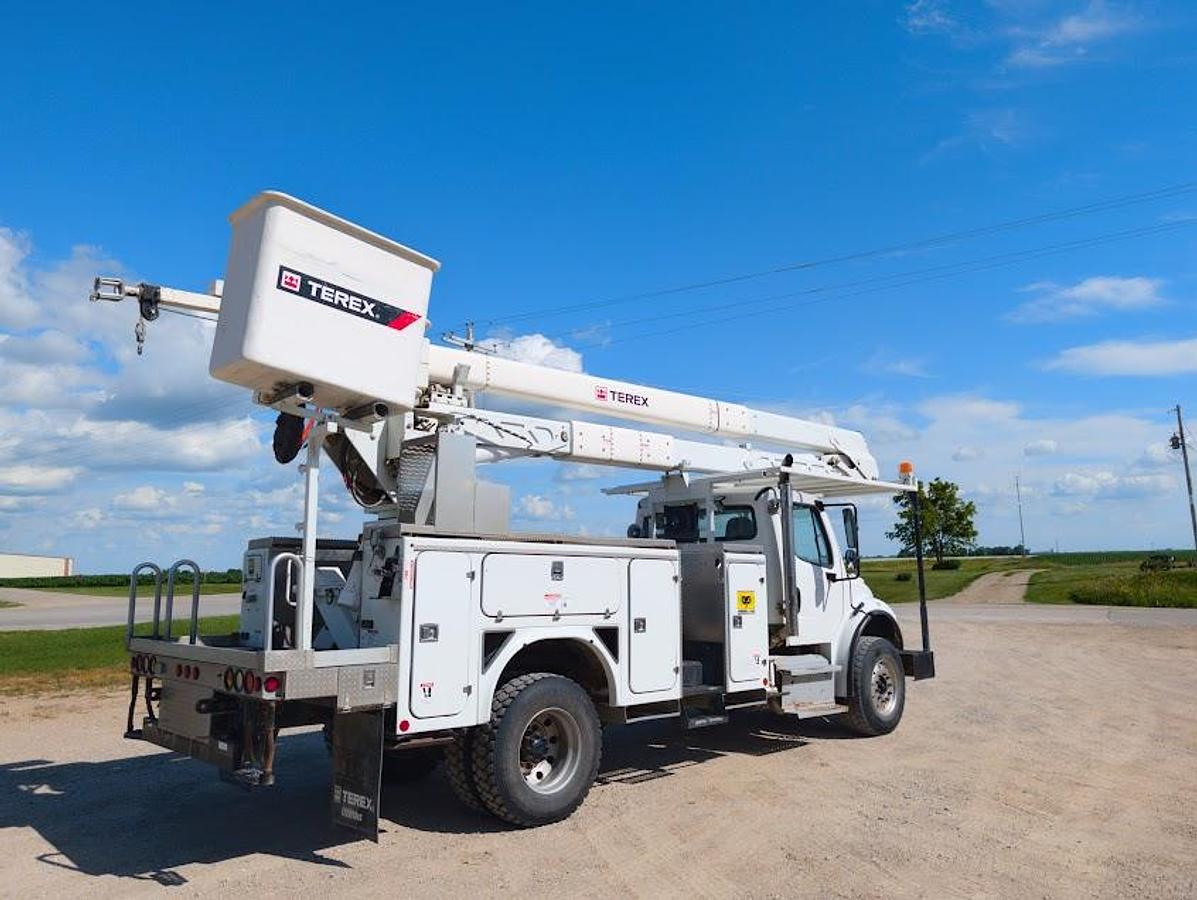 Used 2018 Freightliner M2
