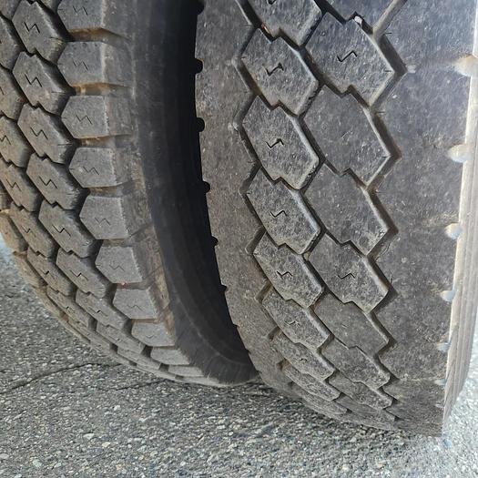 Used 1997 GMC 7500 Utility Truck with Elliott ECL-3-55 59' Telescopic Platform Hydraulic Crane