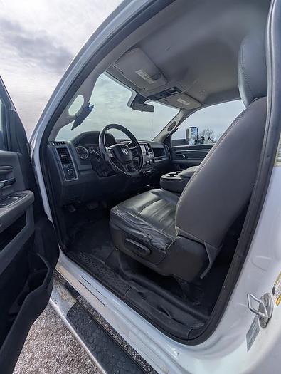 Used 2017 Dodge Ram 5500 4x4 Versalift SST40 45’ Articulating/Telescopic Insulated Bucket Truck