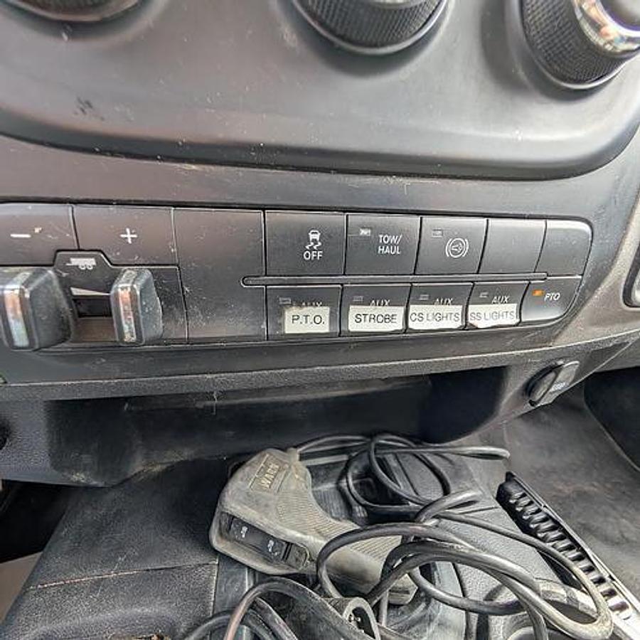 Used 2017 Dodge Ram 5500 4x4 Versalift SST40 45’ Insulated/Articulating/Telescoping