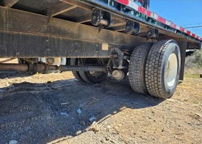 Used 2005 Sterling Cleasby 31' Roofing Conveyor Truck with Automatic Transmission