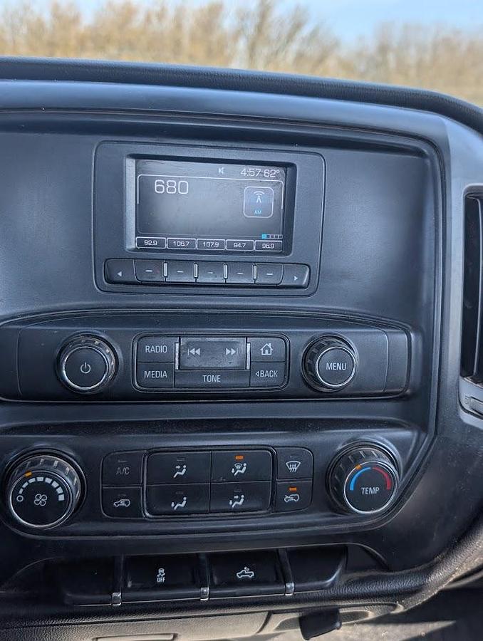 Used 2017 Chevrolet 2500 4x2 Crew Cab 8' Bed Goosneck Hitch