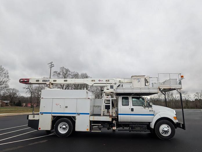 Used 2011 Ford F650XL 4x2 60' Versalift Forestry Bucket Truck