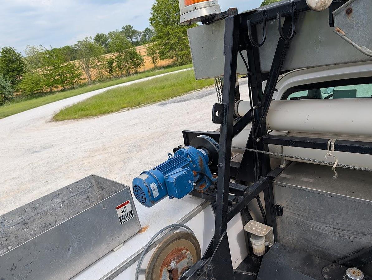 Used 2005 GMC 8500 Altec AT40C Telescopic Cable Placer with Reel Bar and Winder