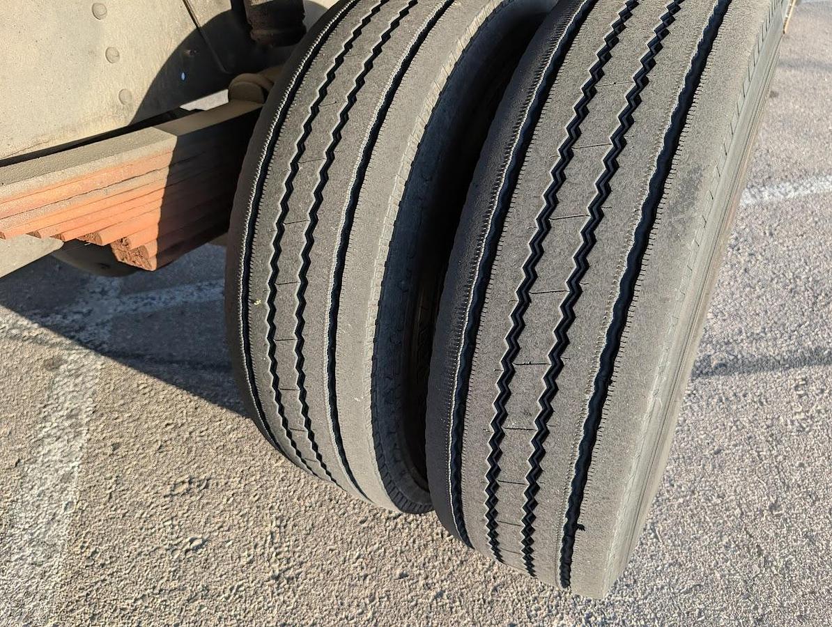 Used 2008 GMC 15' 6" Flatbed with Lift Gate