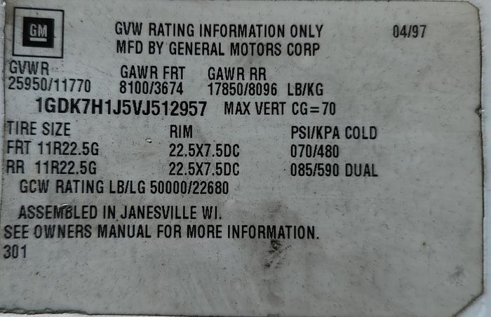 Used 1997 GMC 7500 Utility Truck with Elliott ECL-3-55 59' Telescopic Platform Hydraulic Crane