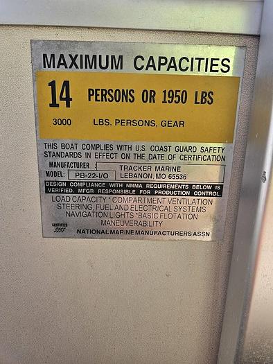 Used 2000 Sun Tracker Party Barge 22 Regency Edition 22' Pontoon