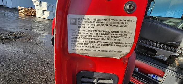 Used 2006 GMC 6500 20' Flatbed 36' Cleasby Roofing Conveyor Truck