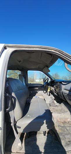 Used 2004 Ford 650 XL 4x2 Crew Cab Flatbed with 18' Bed