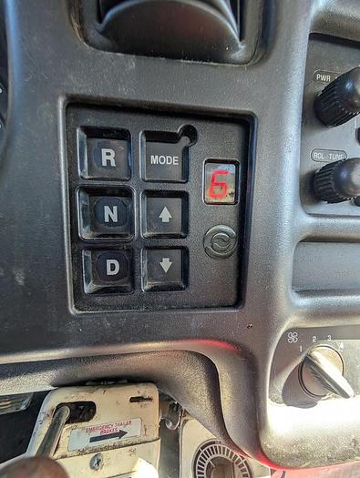 Used 2005 GMC 8500 Bucket Truck with an Altec AT40C Telescopic Cable Placer with Reel Bar and Winder