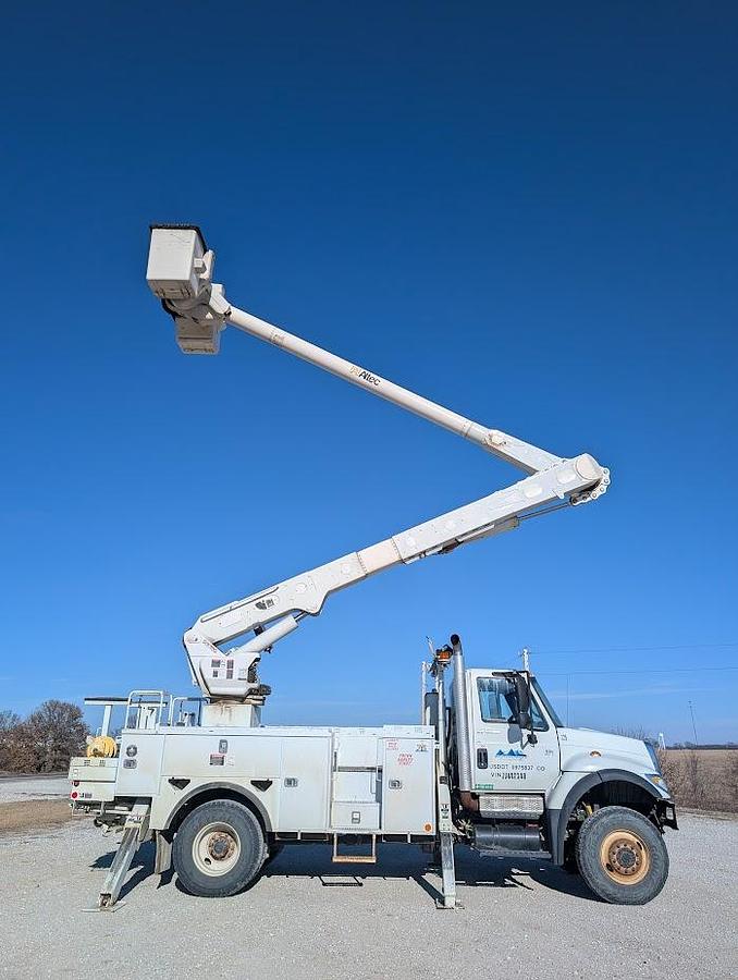 Used 2007 International 7400 4x4 Altec AM55 60' Over-Center Articulated Insulated Material Handling Bucket Truck