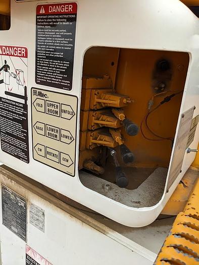 Used 2000 International 4900 Tandem Axle Flatbed Altec A65 70' Articulated Bucket truck