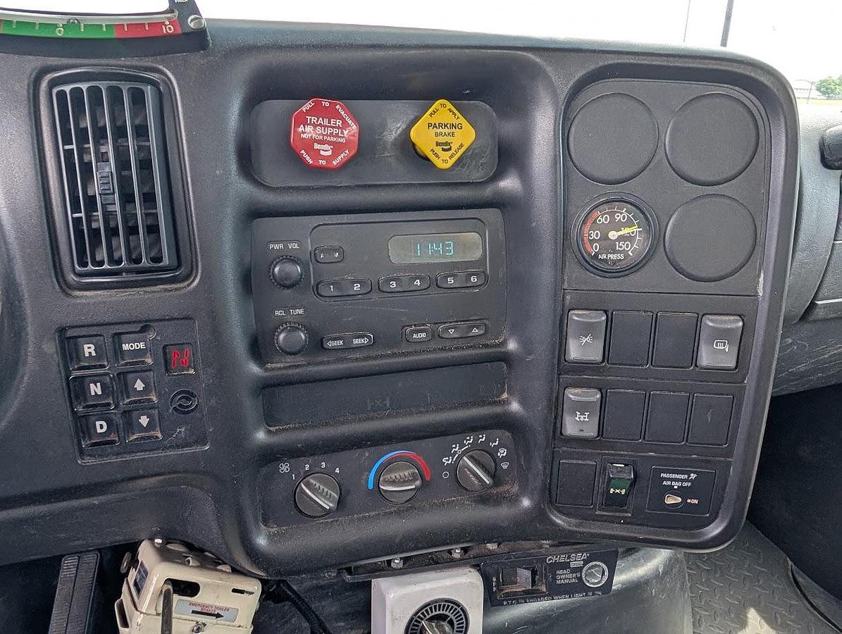 Used 2005 GMC 8500 Altec AT40C 40’ Telescoping Cable Placer with Reel Bar and Winder