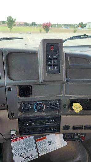 Used 2005 Sterling Cleasby 31' Roofing Conveyor Truck with Automatic Transmission