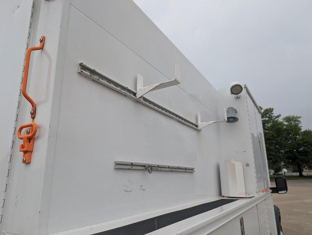 Used 2012 Dodge Ram 5500 4x4 Enclosed High-Top Service Truck