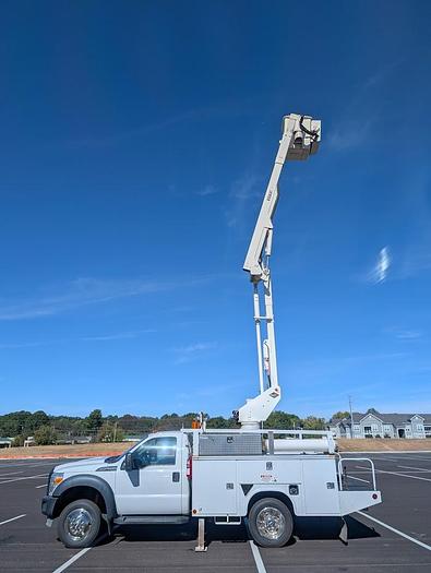 Used 2014 Ford F550 4x4 Versalift SST40EIH-01 Articulated Telescoping 45' Bucket Truck