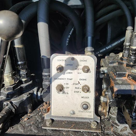 Used 1997 GMC 7500 Utility Truck with Elliott ECL-3-55 59' Telescopic Platform Hydraulic Crane