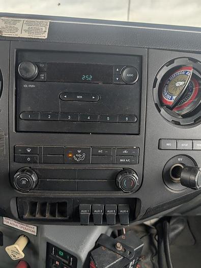 Used 2011 Ford F650XL 4x2 60' Versalift Forestry Bucket Truck