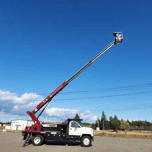 Used 1997 GMC 7500 Utility Truck with Elliott ECL-3-55 59' Telescopic Platform Hydraulic Crane