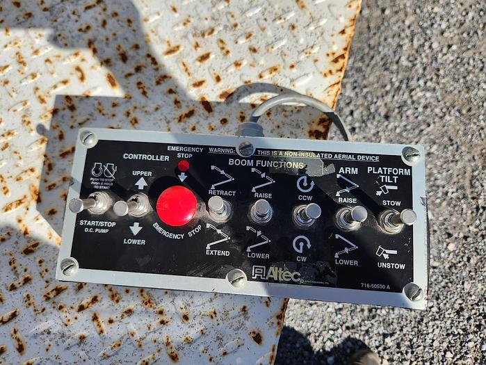 Used Ford F550 Bucket Truck with an Altec AT 237 Articulated and Telescoping