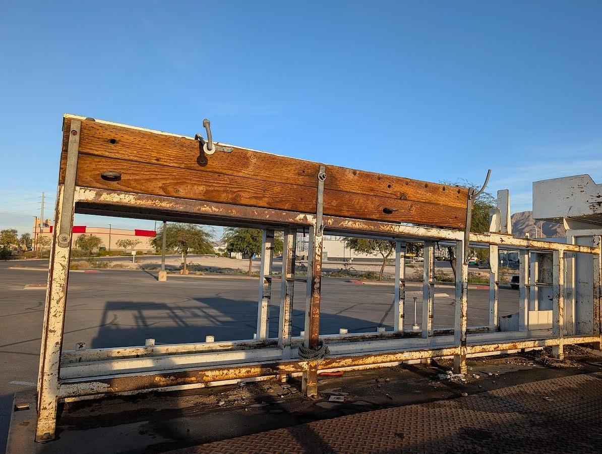 Used 2008 GMC 15' 6" Flatbed with Lift Gate