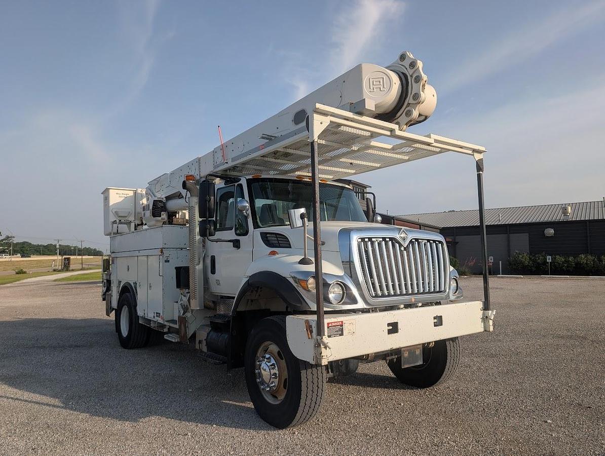 Used 2008 International Workstar 7400 4x4 Altec AM55E 60' Over Center Bucket with Material Handling/Jib