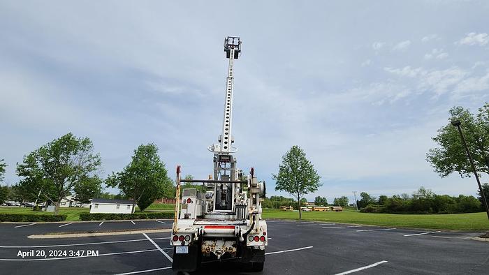 Used 2005 GMC 8500 Bucket Truck with an Altec AT40C Telescopic Cable Placer with Reel Bar and Winder