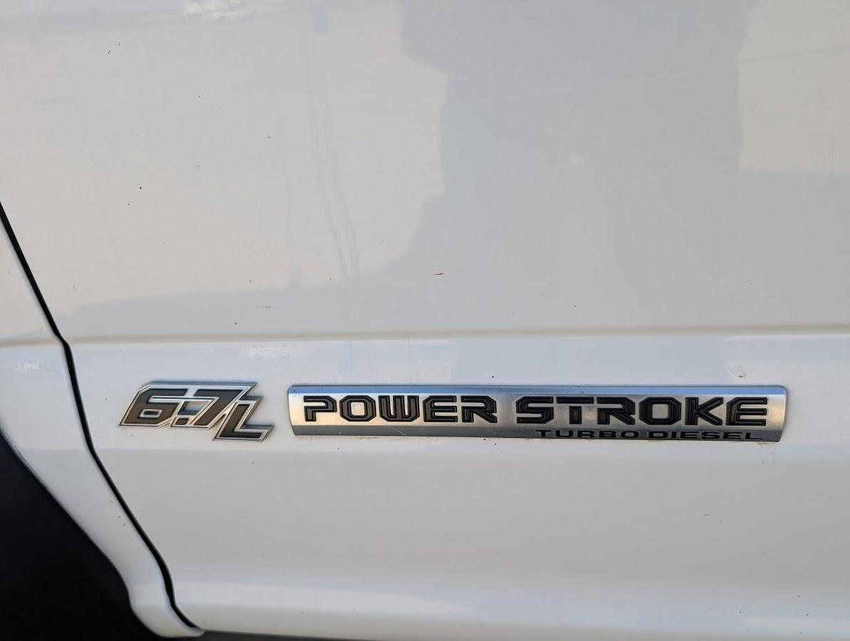 Used 2017 Ford F550 4x4 ETC MH40IH Articulated/Insulated/Telescoping