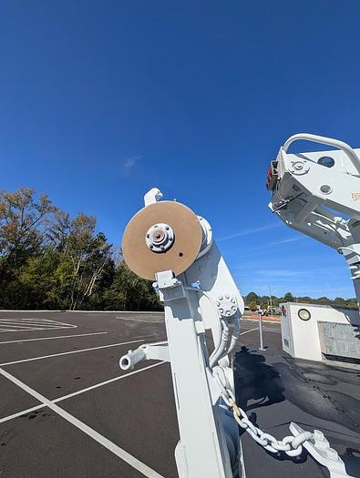 Used 2005 GMC 8500 Bucket Truck with an Altec AT40C Telescopic Cable Placer with Reel Bar and Winder