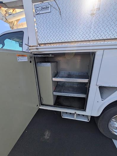 Used 2014 Ford F550 4x4 Versalift SST40EIH-01 Articulated Telescoping 45' Bucket Truck