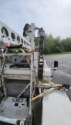Used 2005 GMC 8500 Bucket Truck with an Altec AT40C Telescopic Cable Placer with Reel Bar and Winder
