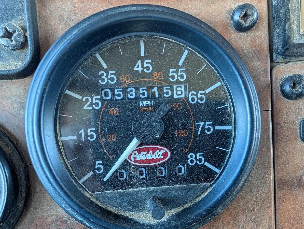 Used 2007 Peterbilt335 Utility Truck Altec AM900-E100 105' Insulated Articulated Telescoping