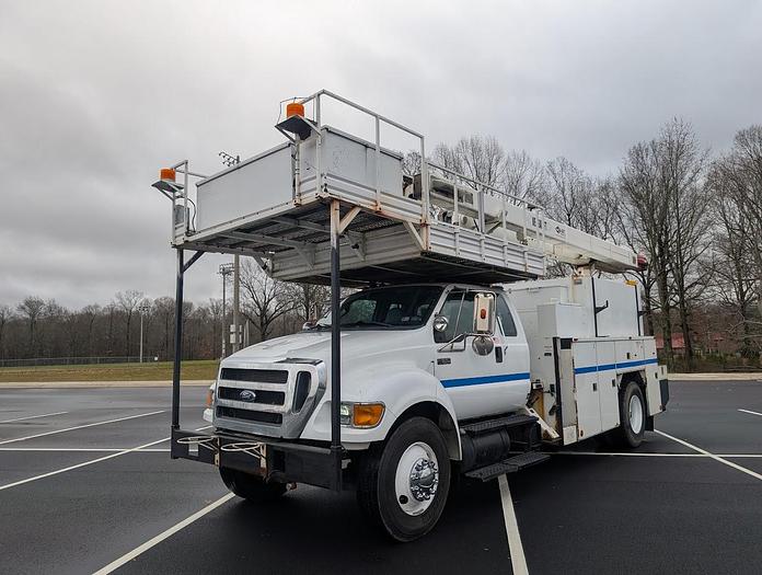 Used 2011 Ford F650XL 4x2 60' Versalift Forestry Bucket Truck
