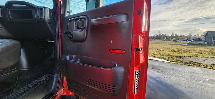 Used 2006 GMC 6500 20' Flatbed 36' Cleasby Roofing Conveyor Truck