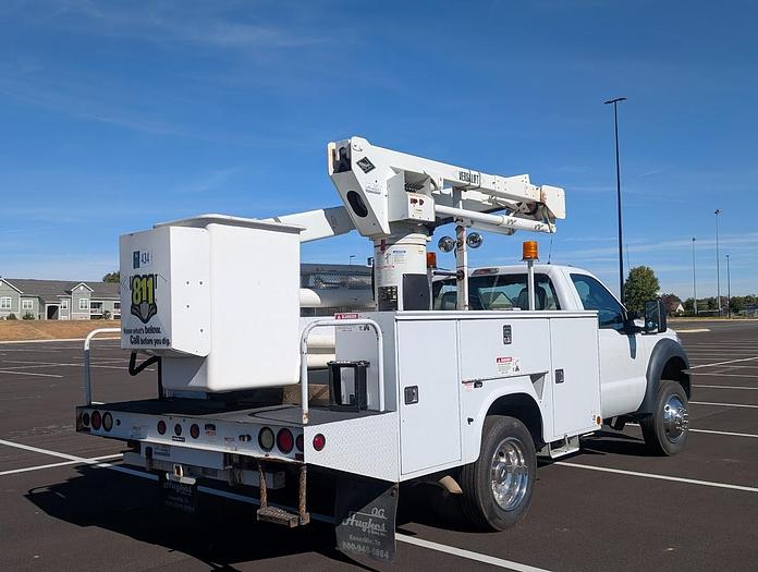 Used 2014 Ford F550 4x4 Versalift SST40EIH-01 Articulated Telescoping 45' Bucket Truck