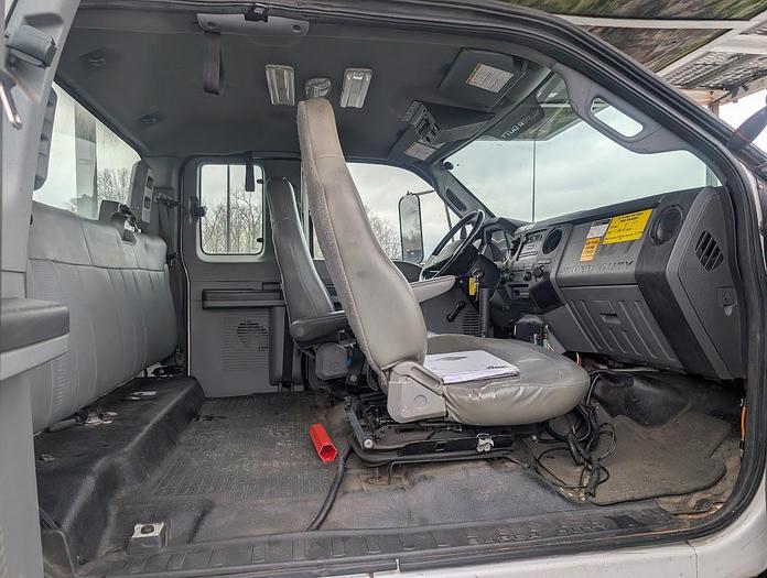 Used 2011 Ford F650XL 4x2 60' Versalift Forestry Bucket Truck