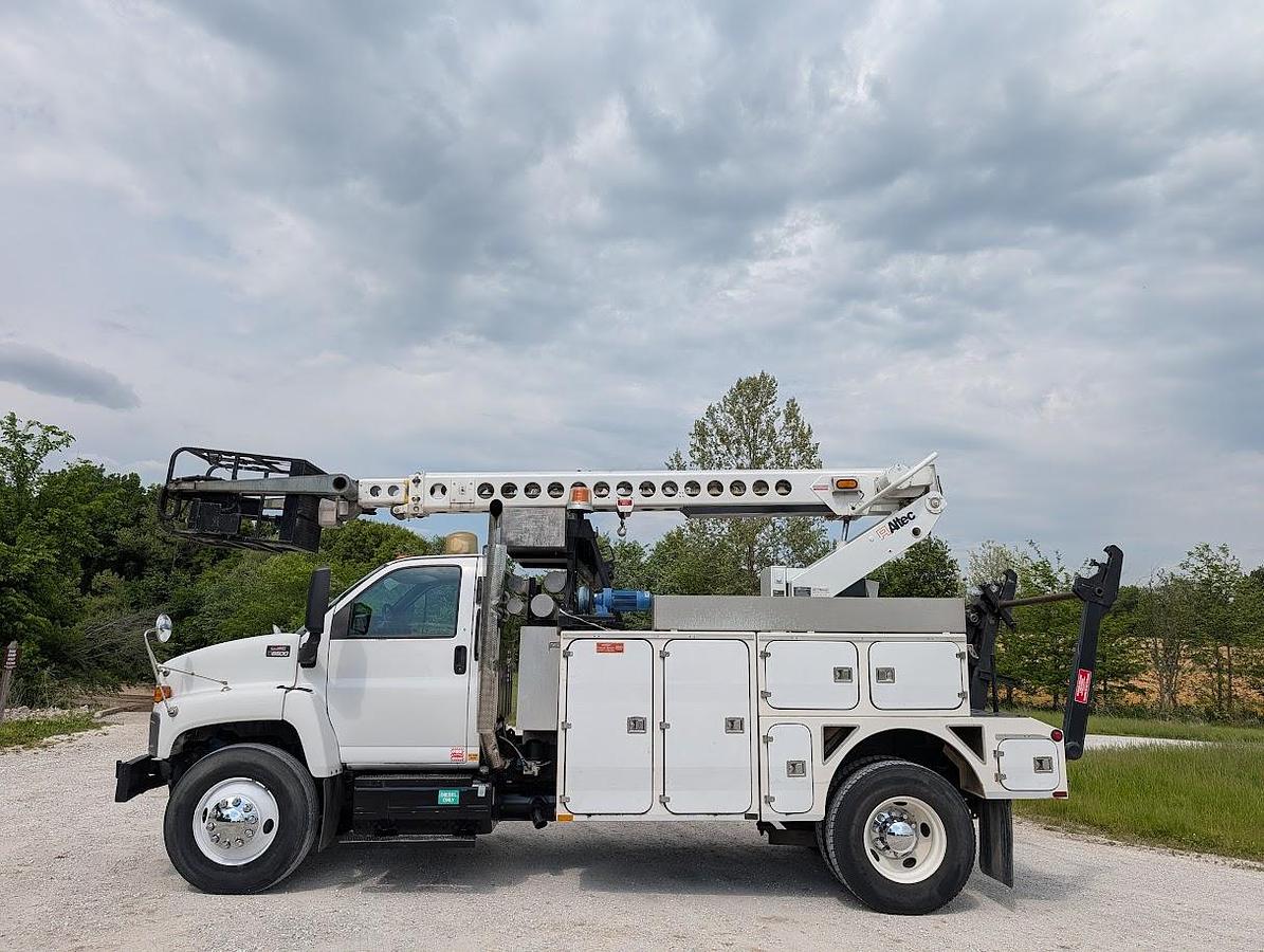 Used 2005 GMC 8500 Altec AT40C Telescopic Cable Placer with Reel Bar and Winder