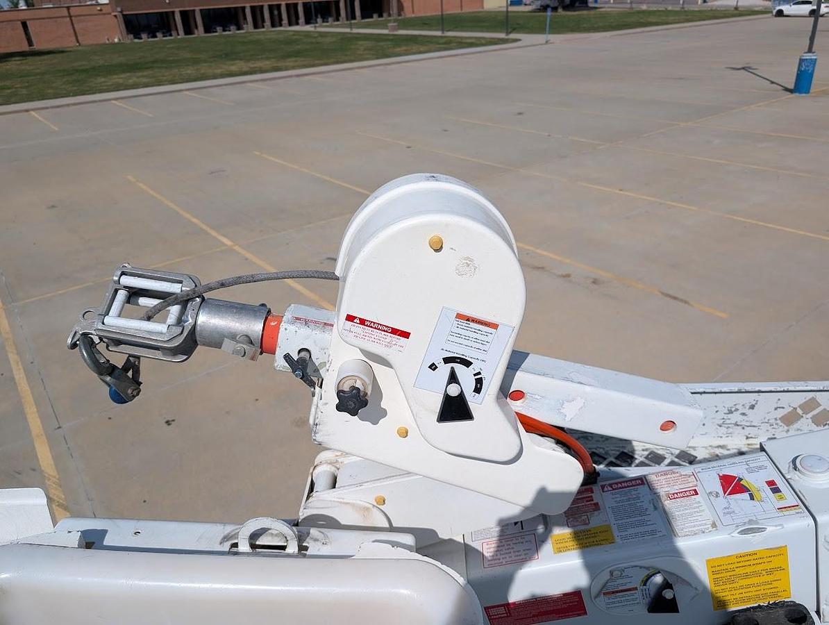 Used 2017 Ford F550 4x4 ETC MH40IH Articulated/Insulated/Telescoping