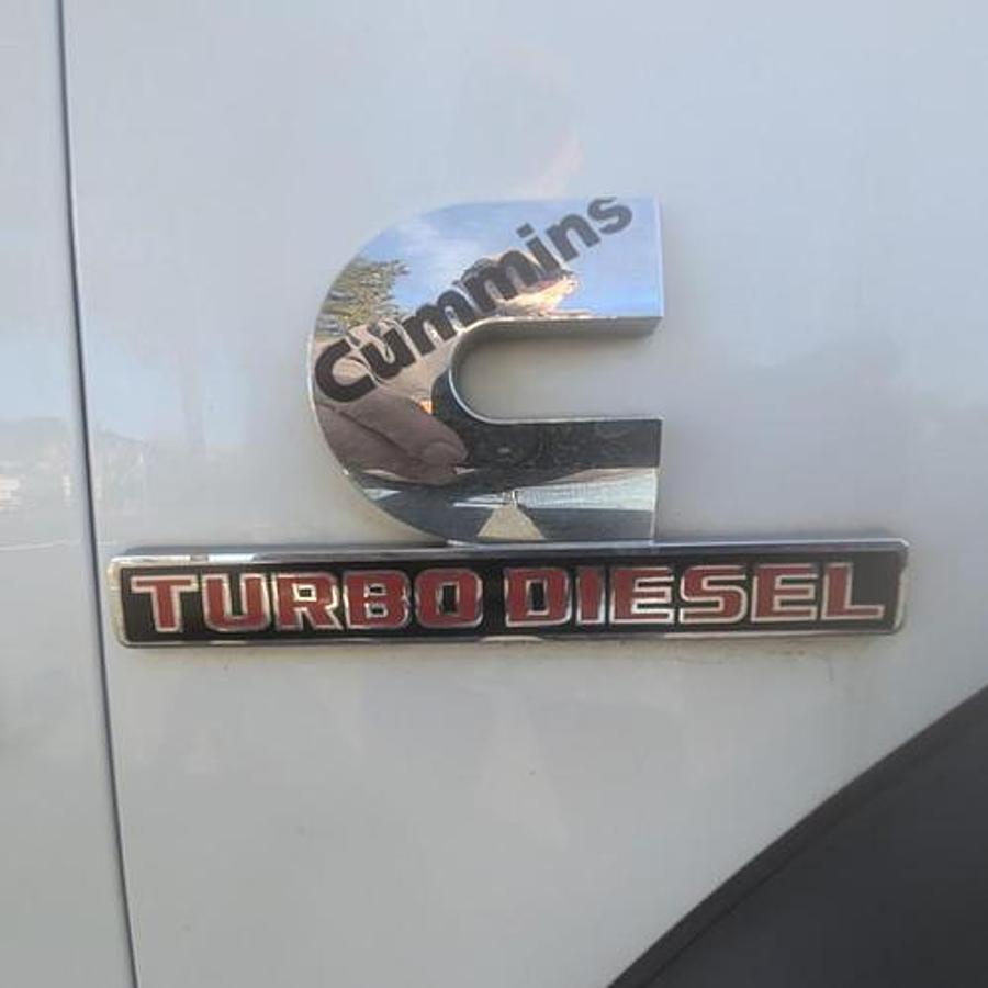 Used 2017 Dodge Ram 5500 4x4 Versalift SST40 45’ Insulated/Articulating/Telescoping