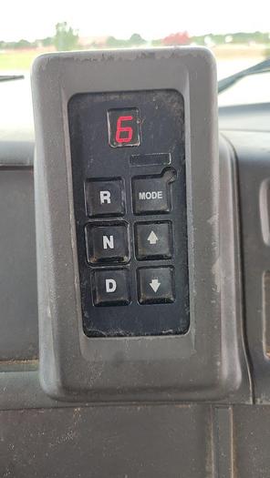 Used 2005 Sterling Cleasby 31' Roofing Conveyor Truck with Automatic Transmission