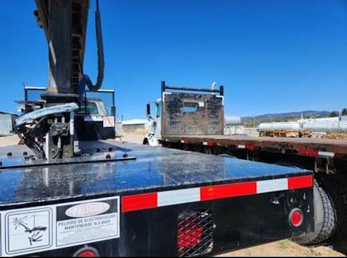 Used 2005 Sterling Cleasby 31' Roofing Conveyor Truck with Automatic Transmission