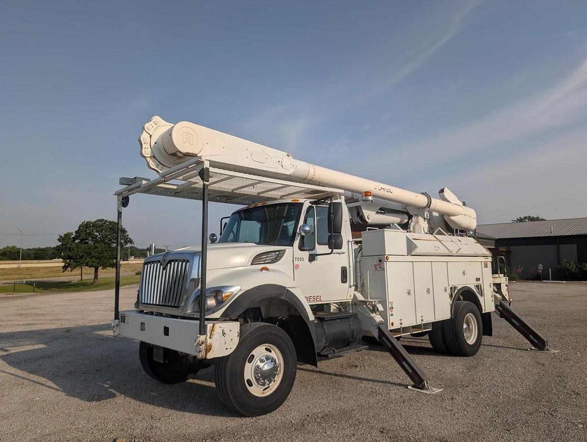 Used 2008 International Workstar 7400 4x4 Altec AM55E 60' Over Center Bucket with Material Handling/Jib