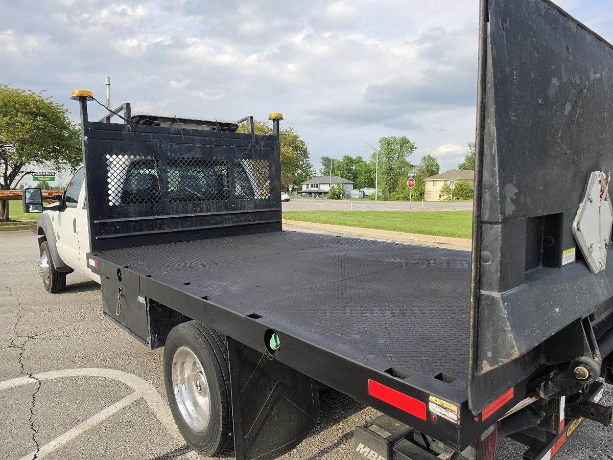 Used 2013 F550 4x4 12' Flatbed 4' Lift Gate