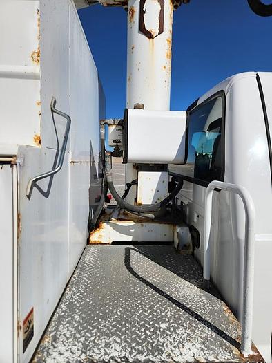 Used Ford F550 Bucket Truck with an Altec AT 237 Articulated and Telescoping
