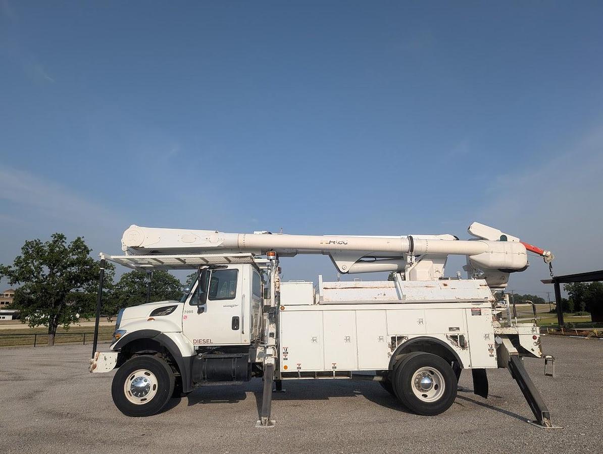 Used 2008 International Workstar 7400 4x4 Altec AM55E 60' Over Center Bucket with Material Handling/Jib
