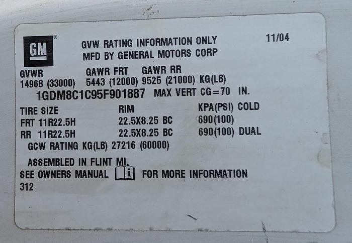 Used 2005 GMC 8500 Bucket Truck with an Altec AT40C Telescopic Cable Placer with Reel Bar and Winder